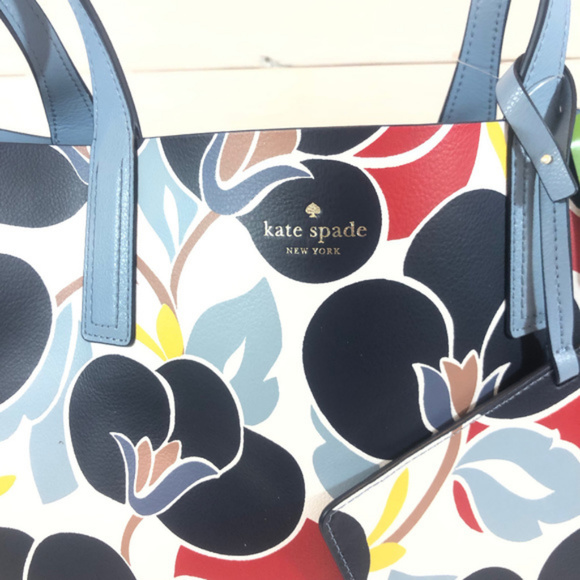 Kate Spade Mya Breezy Floral Reversible Tote - NEW - Picture 7 of 8